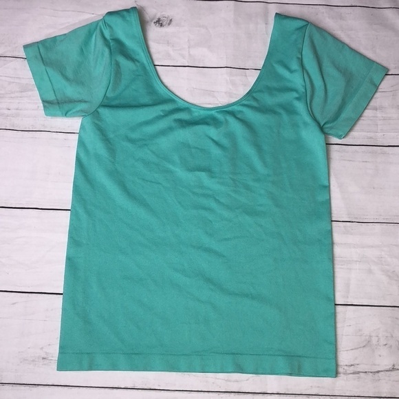 NWT Jessica Simpson Mint Green Crop Top Sz S - Picture 3 of 10
